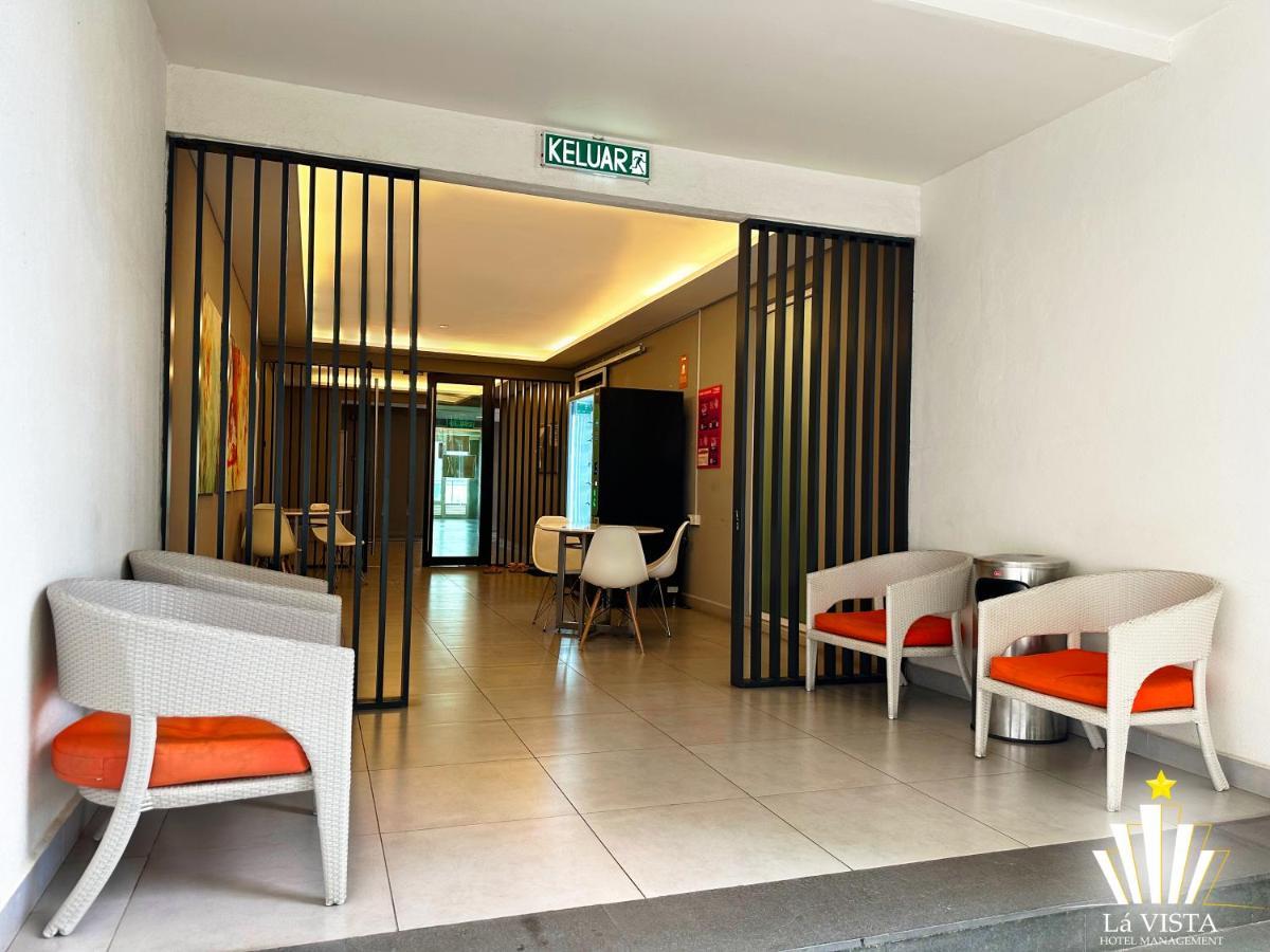 The Shore Hotel & Residences By La Vista Malacca Exterior photo