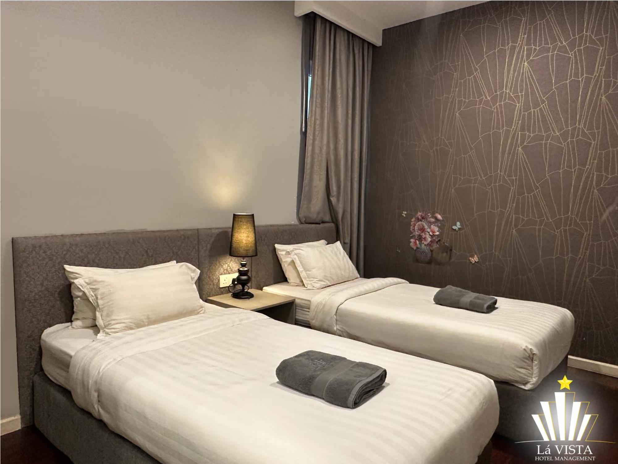 The Shore Hotel & Residences By La Vista Malacca Exterior photo