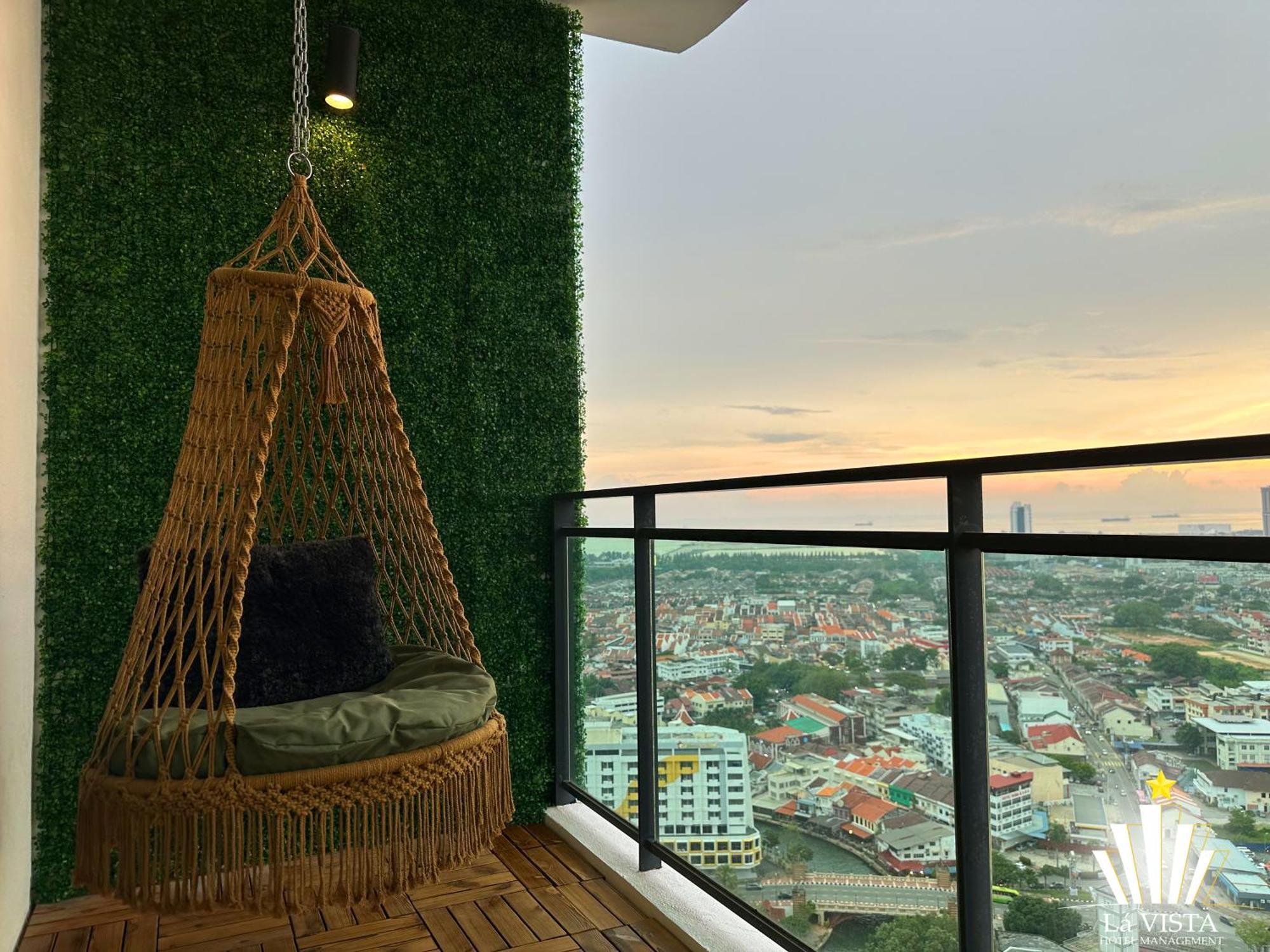 The Shore Hotel & Residences By La Vista Malacca Exterior photo